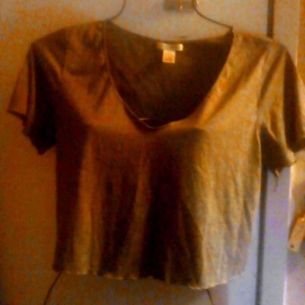 Sm golden brown sweater.